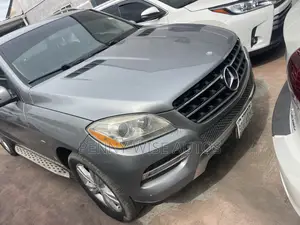 Mercedes-Benz M Class ML 350 4Matic 2012 Gray