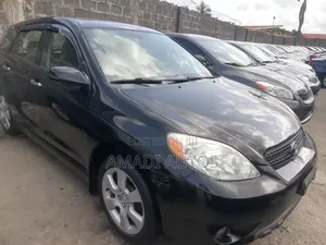 Toyota Matrix XR Hatchback FWD (1.8L 4cyl 4A) 2007 Black