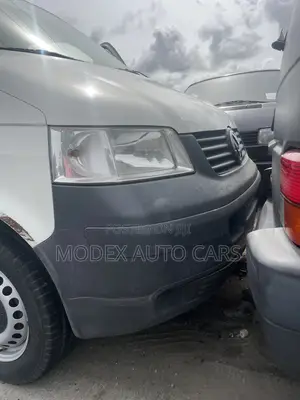 Volkswagen Transporter 2012 White