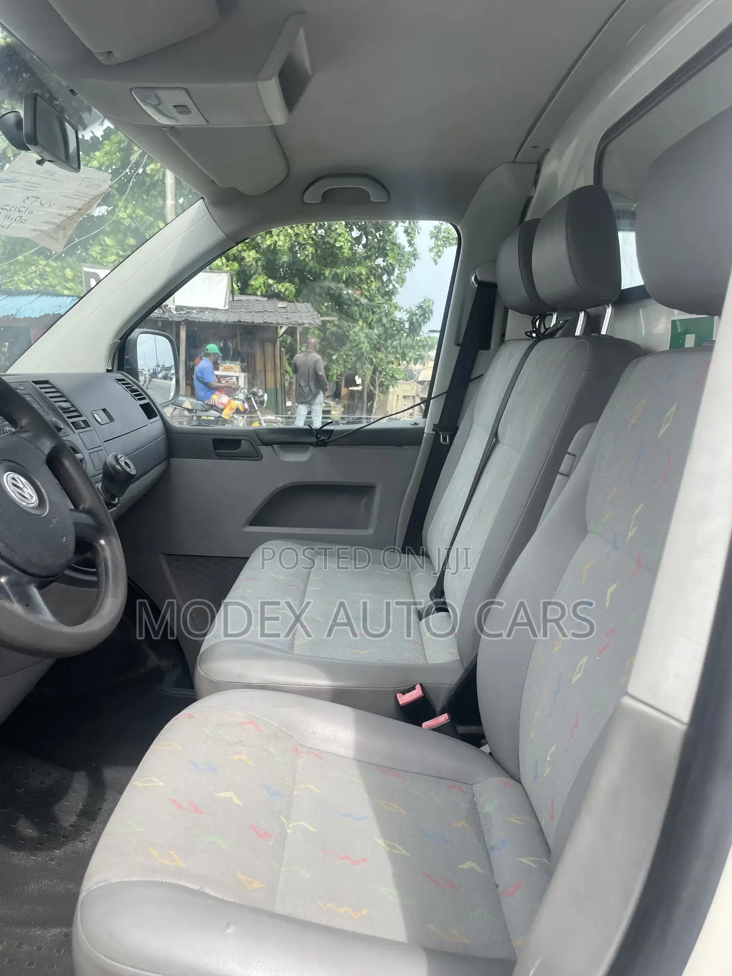 Volkswagen Transporter 2012 White