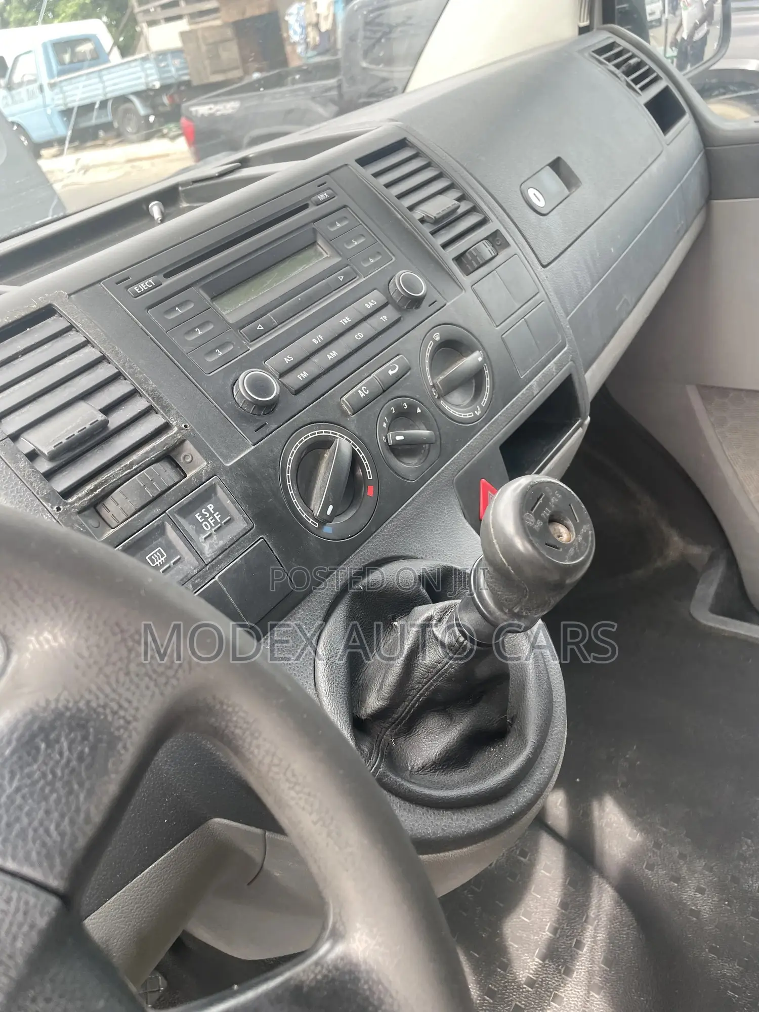 Volkswagen Transporter 2012 White