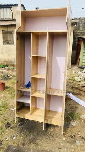 Compart Filled 4 by 6 Wardrobe With Mirror