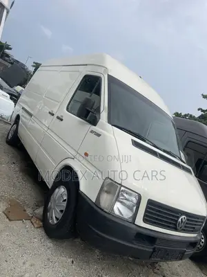 Volkswagen Transporter 2004 White