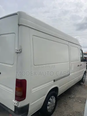 Volkswagen Transporter 2004 White