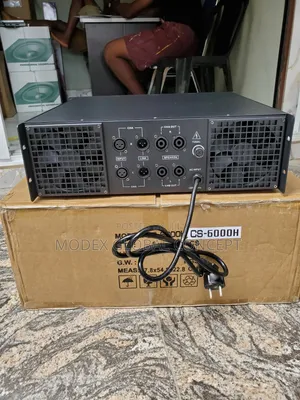 Peavey Amplifier
