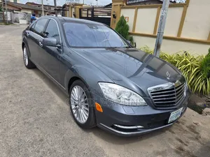 Mercedes-Benz E350 2010 Gray