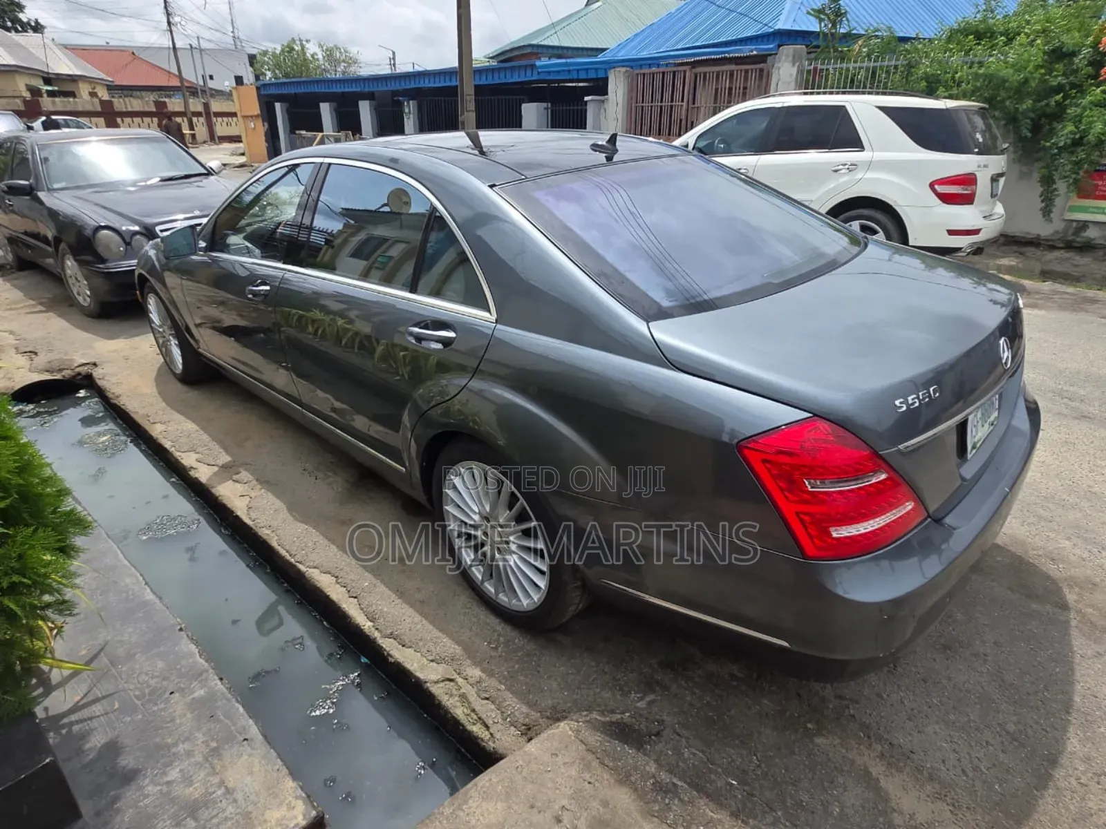 Mercedes-Benz E350 2010 Gray