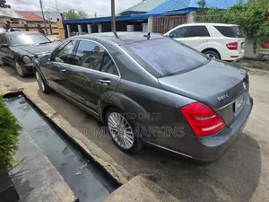 Mercedes-Benz E350 2010 Gray
