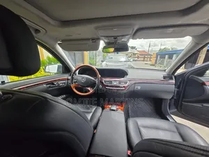 Mercedes-Benz E350 2010 Gray