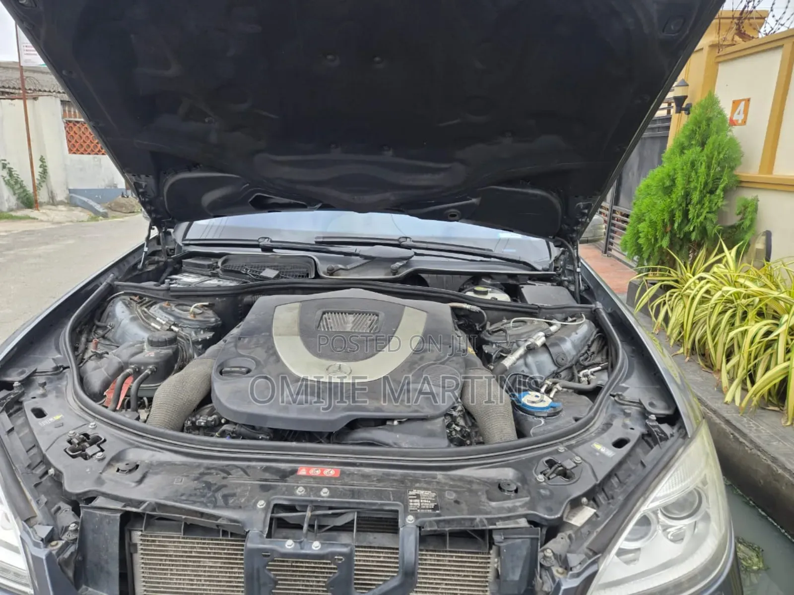 Mercedes-Benz E350 2010 Gray