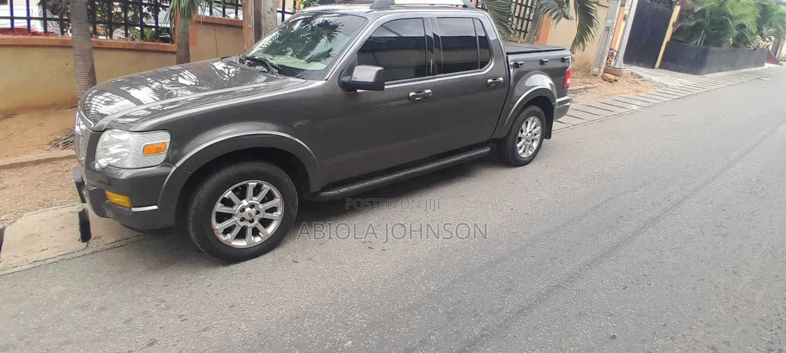 Ford Sport Trac 2007 Gray