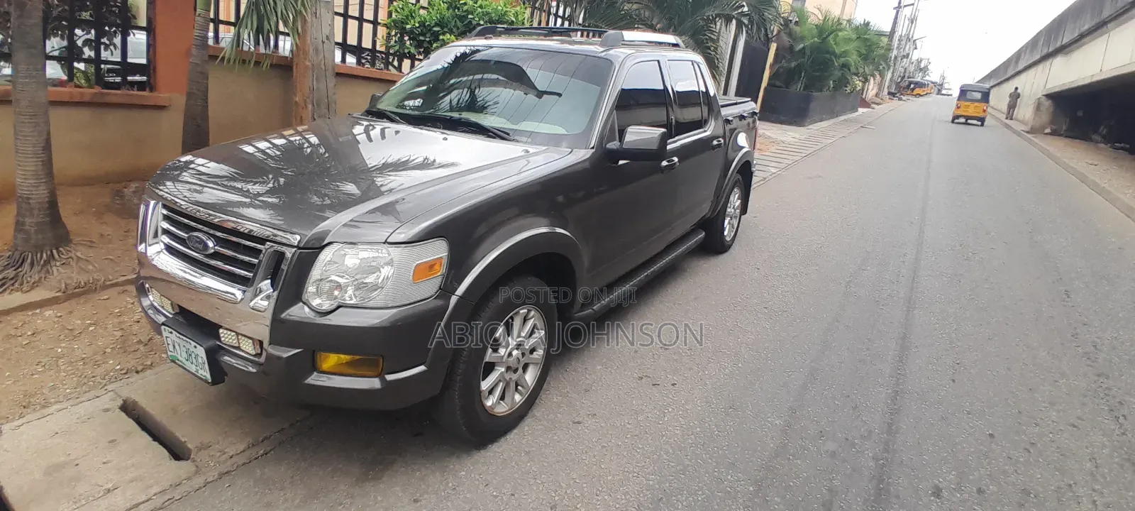 Ford Sport Trac 2007 Gray