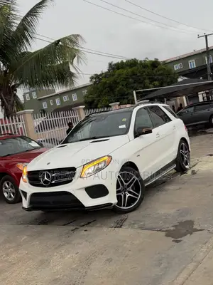 Mercedes-Benz GLE-Class AMG GLE 43 4MATIC 2017 White