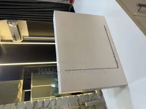 New Laptop Apple MacBook Air 2025 M4 15-inch 16GB Apple M4 SSD 256GB