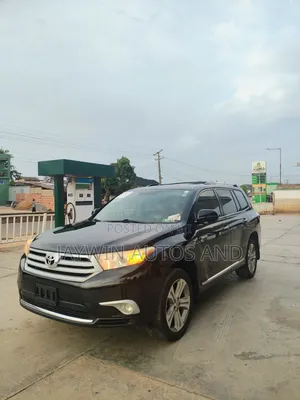 Toyota Highlander Limited 2012 Black