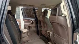 Lexus GX 460 2012 Black