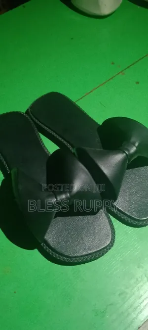Simple Stylish Black Slippers – Handmade – Size 39