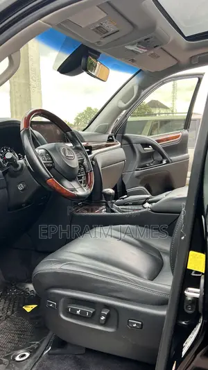 Lexus LX 570 AWD 2017 Black
