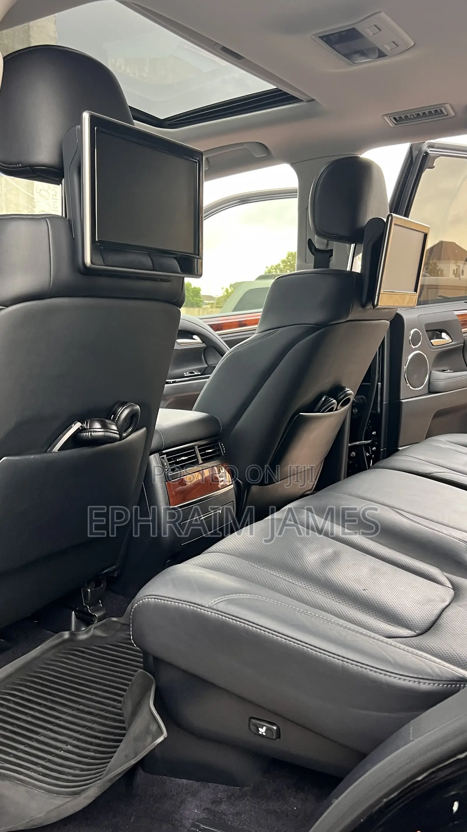 Lexus LX 570 AWD 2017 Black