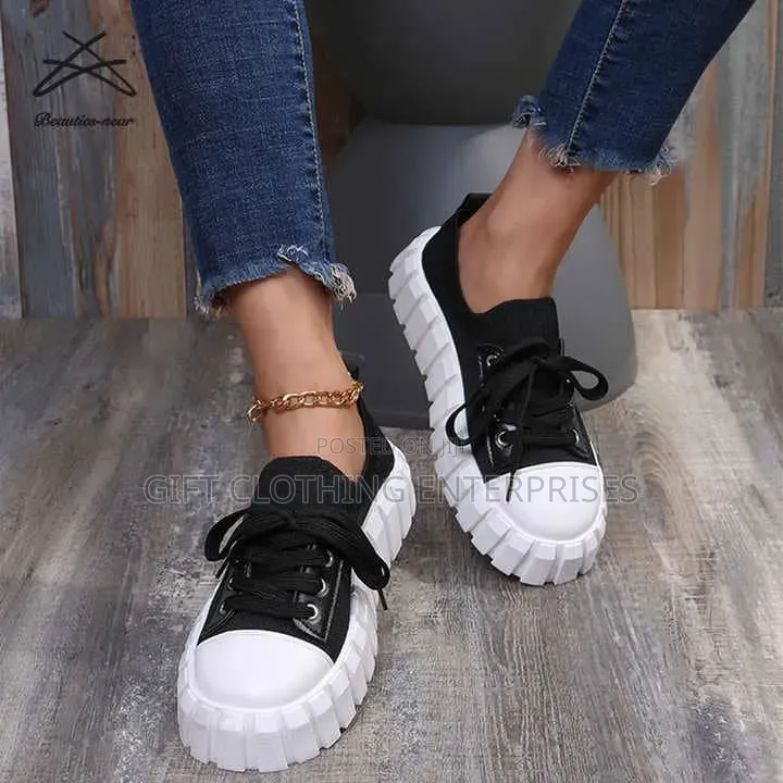 Flat Classic Shoe