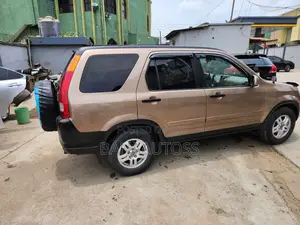 Honda CR-V 2005 Gold