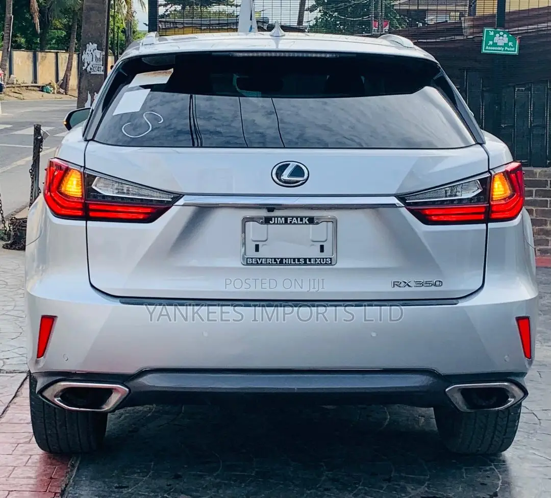 Lexus RX 350 FWD 2017 Silver