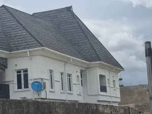 2bdrm Block of Flats in Oworonshoki / Gbagada for rent