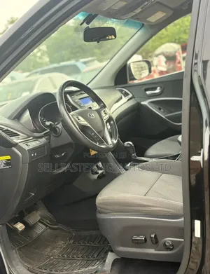 Hyundai Santa Fe 2016 Black