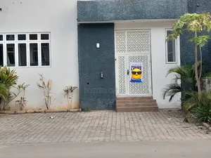 4bdrm Apartment in Dantata, Karsana for rent