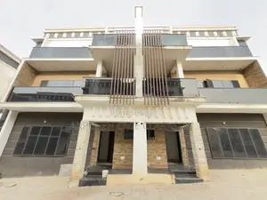5bdrm Duplex in Idu for sale