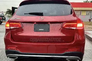 Mercedes-Benz GLC-Class 2019 Red
