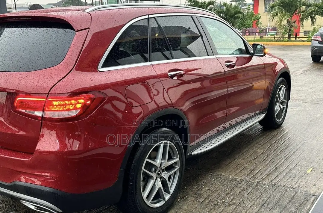 Mercedes-Benz GLC-Class 2019 Red