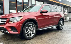 Mercedes-Benz GLC-Class 2019 Red
