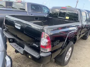 Toyota Tacoma Double Cab V6 Automatic 2010 Black