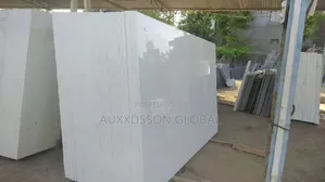 Nano White Glass Slabs