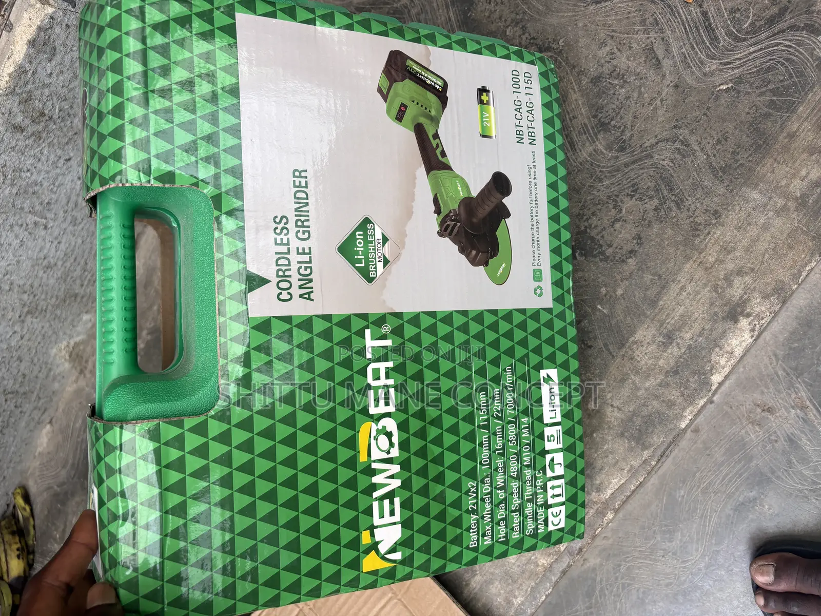 New Beat Cordess Angle Grinder 21volt
