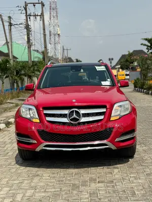 Mercedes-Benz GLK-Class Base GLK 350 4dr AWD 4MATIC (3.5L 6cyl 7A) 2015