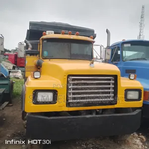 Mack Tipper