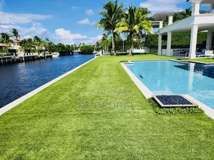 Transport Your Swimming Pool Artificial Grass 35mm