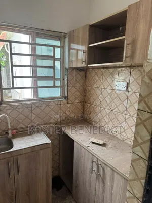 1bdrm Block of Flats in FHA for rent