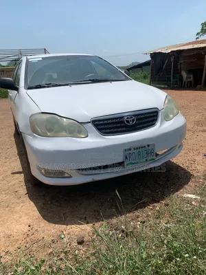 Toyota Corolla 2006 White