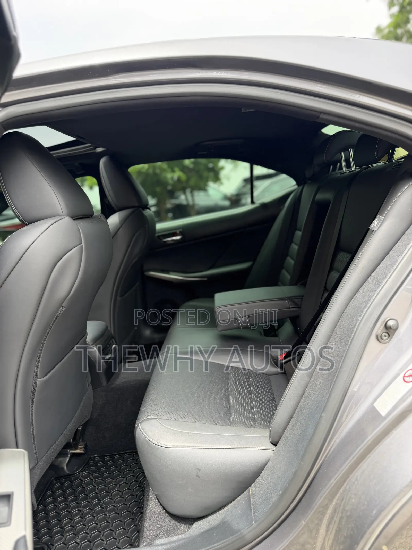Lexus IS 300 AWD 2016 Gray