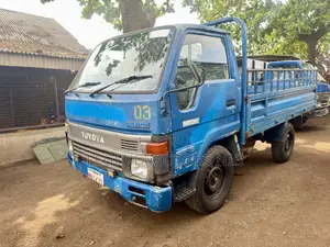 Toyota Dyna 100 First Body 2.4l