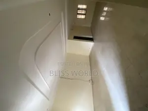 5bdrm Duplex in Utako for sale