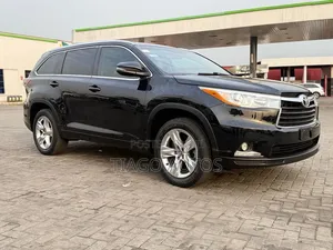 Toyota Highlander Limited Platinum V6 4x2 (3.5L 6cyl 6A) 2016 Black