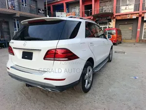 Mercedes-Benz GLE-Class GLE 350 2017 White