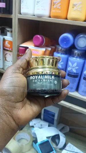 Royal Milk Half Cast Lightening Face Cream