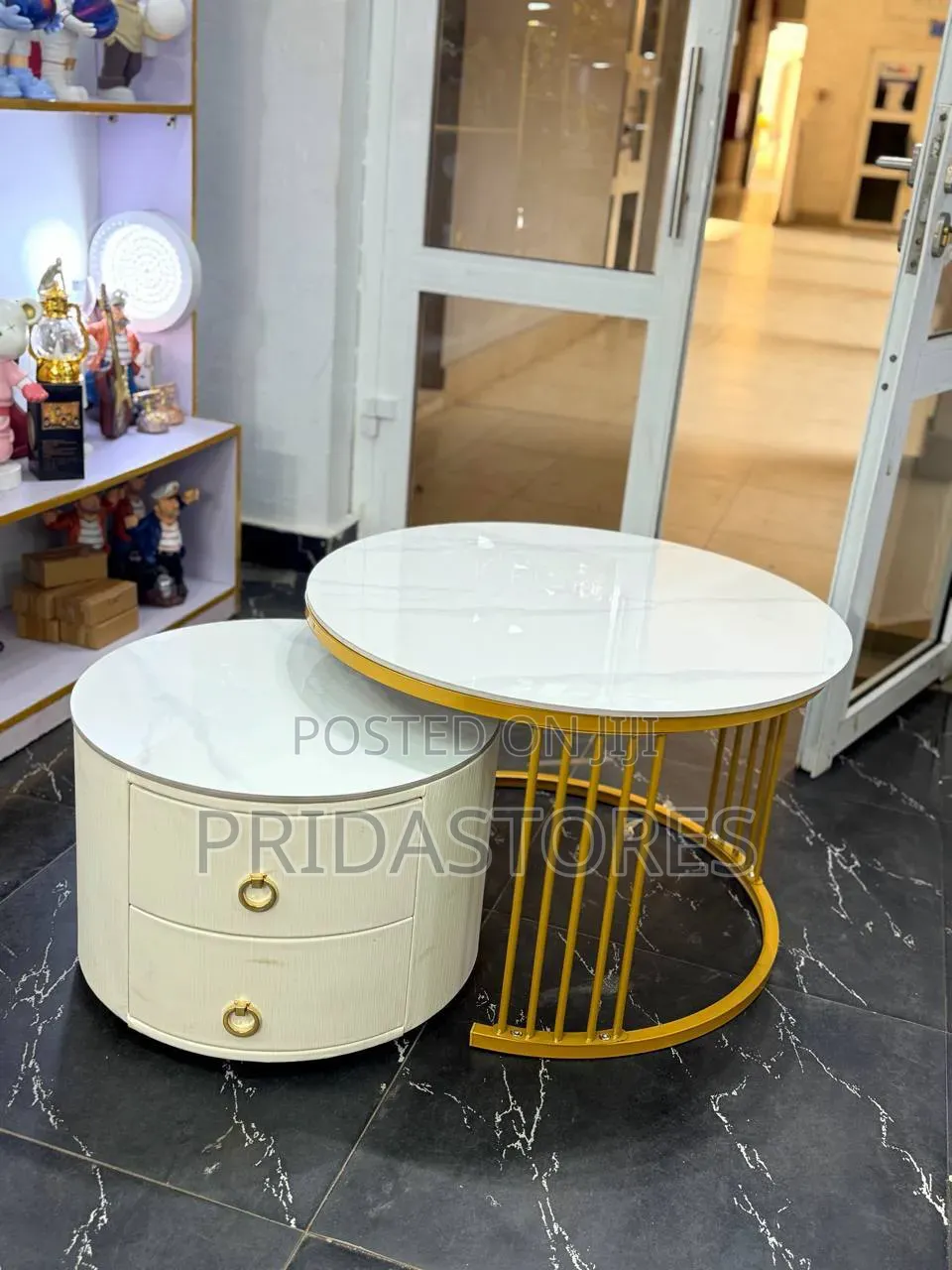 2-in-1 Nesting Coffee Table Set
