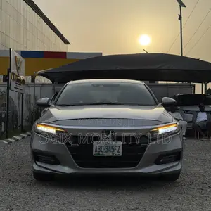 Honda Accord 2018 Silver