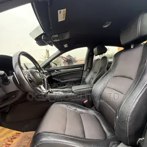 Honda Accord 2018 Silver